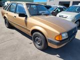 Ford Escort L - Ford Escort: Limousine