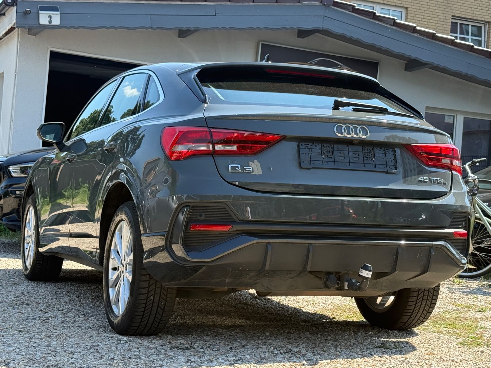 Audi Q3 Sportback 45 TFSI e S-Line Kamera AHK Virutal imagem 3