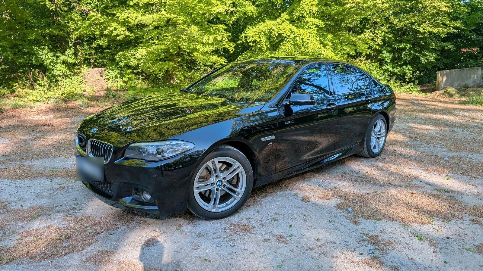 BMW BMW F10 *Top Zustand* *M-packet* *Scheckheft*