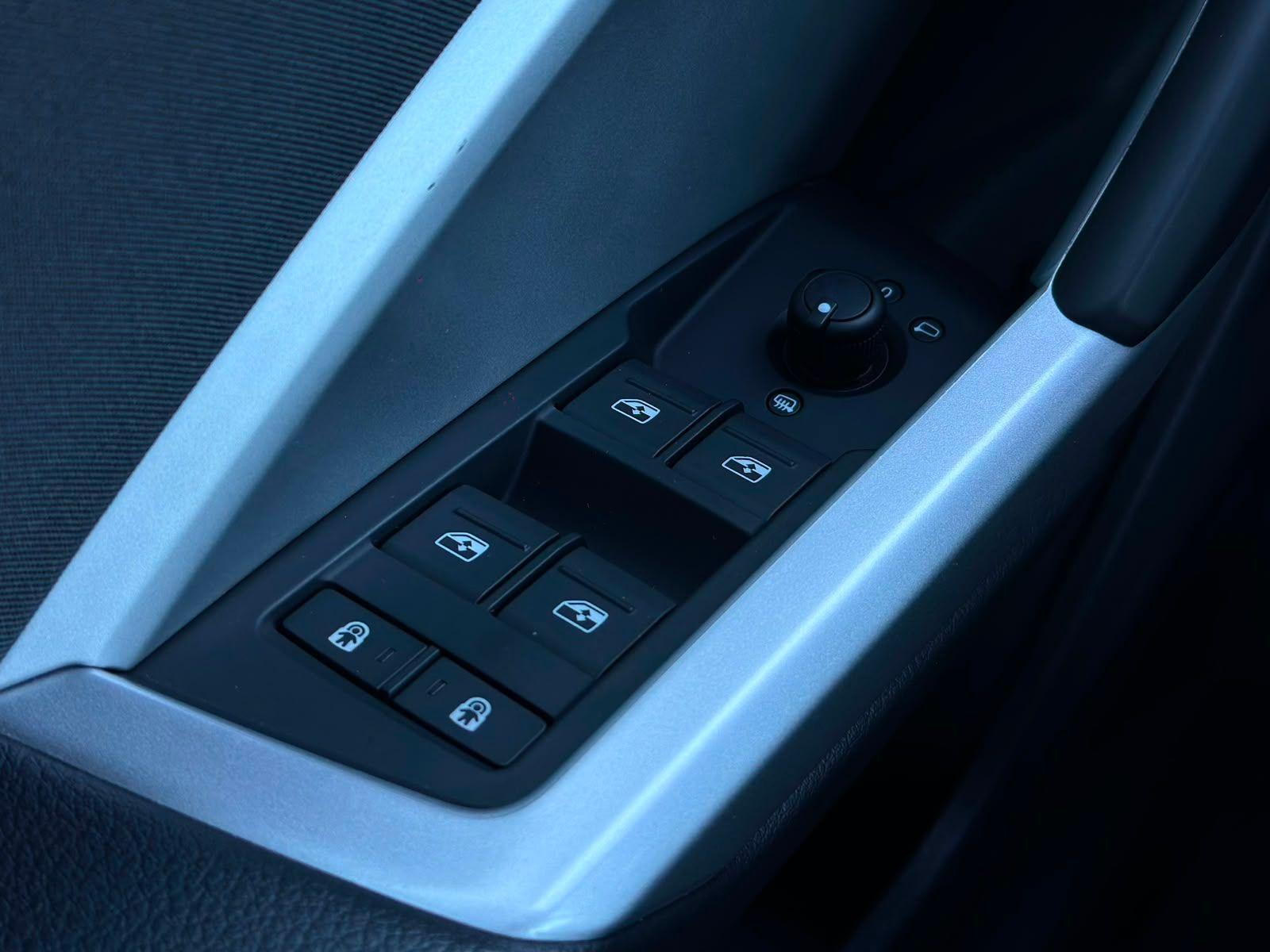 Audi Q3 2.0TFSI QUATTRO VIRTL#KEYL#SHZ#SPUR#PANO#MWST, миниатюра 29