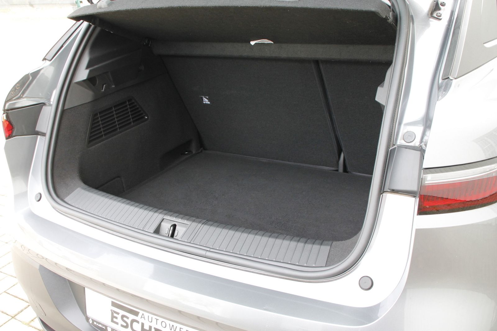 Fahrzeugabbildung Renault Megane E-TECH Evolution 130 EV60