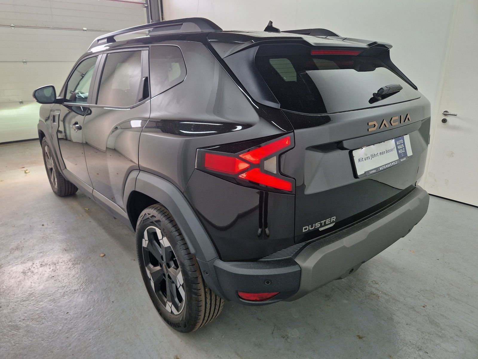 DACIA Duster  Extreme Hybrid 155 Winter 18-Zoll – Bild 4
