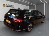 Volkswagen Passat Variant 1.4 GTE DSG *Digi.C-Pro*R-CAM* - Volkswagen Passat aus 2022