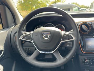 Dacia Dokker Stepway Celebration TCe 115 PS Tempomat, 