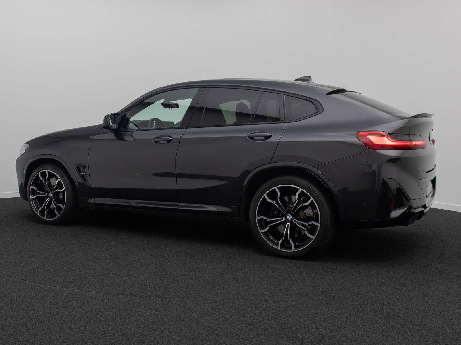 Fahrzeugabbildung BMW X4 M Competition M Driver&acute;s 360&deg;DAB Panorama 21"