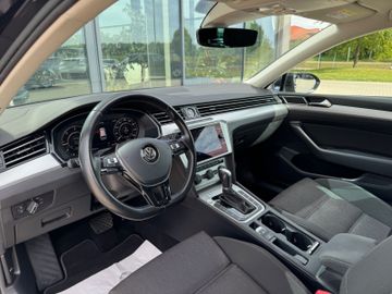 Volkswagen Passat Variant - 10