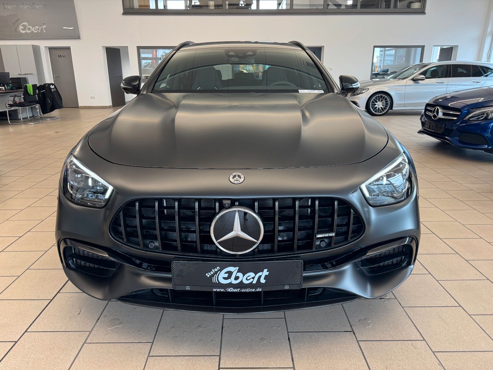 Fahrzeugabbildung Mercedes-Benz E 63 S AMG+FinalEdition+Distr+Burm+AirM+HUD