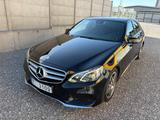 Mercedes-Benz E 300 BlueTEC HYBRID T AVANTGARDE AMG  - Mercedes-Benz E 300: Kombi, Bluetec
