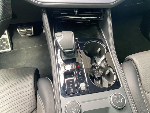 Volkswagen Touareg - Bild 18