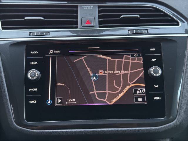 Volkswagen Tiguan R-Line 1.5 TSI DSG*BLACK*DIGITAL*LED*NAVI