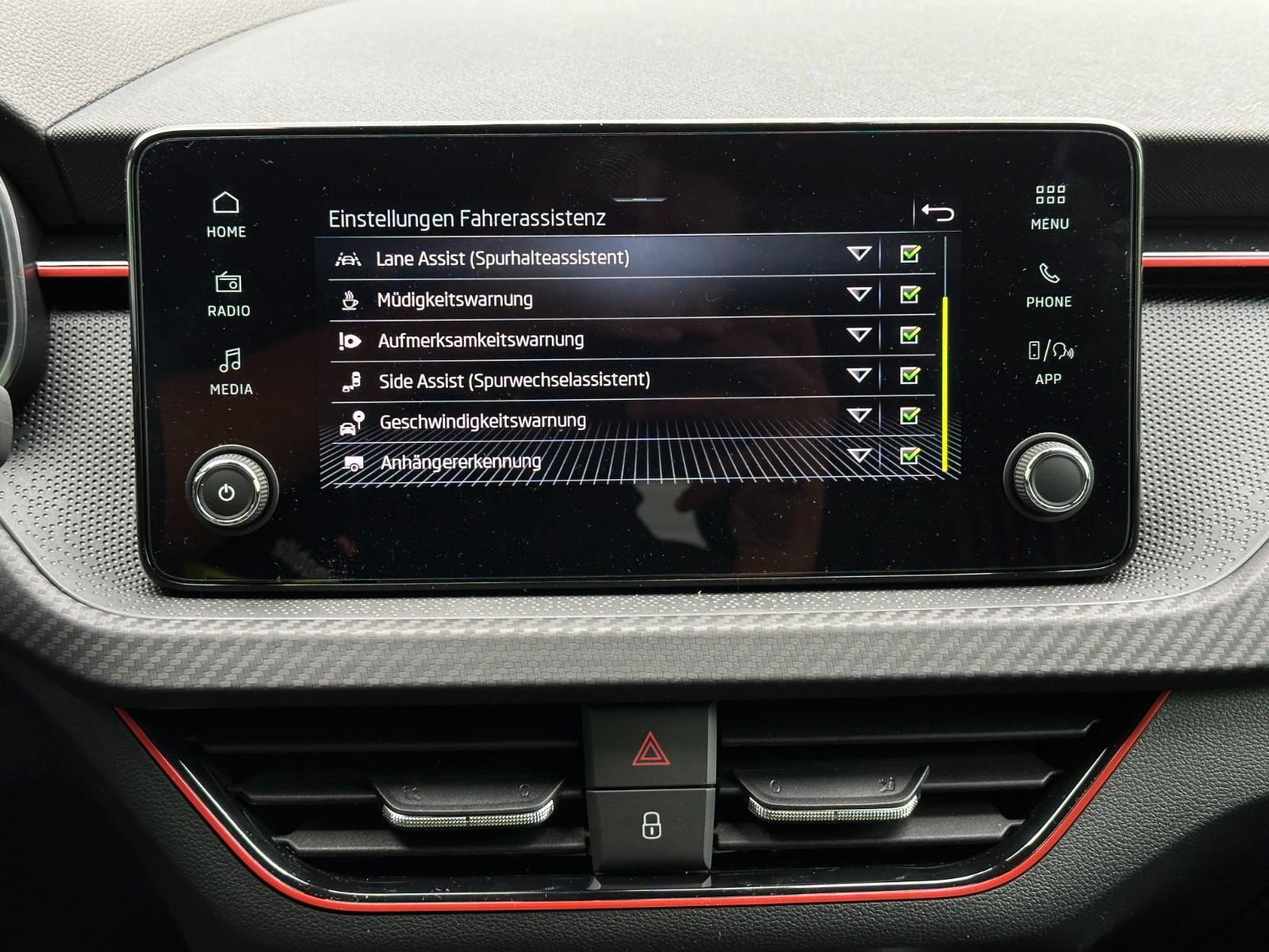 Skoda 116PS DSG Monte Carlo Side Assist ACC KAMERA AHK