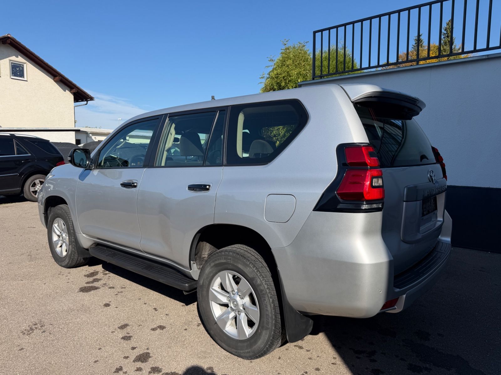 Toyota Land Cruiser Basis KEYLESS LED USB 1.Hd foto 4