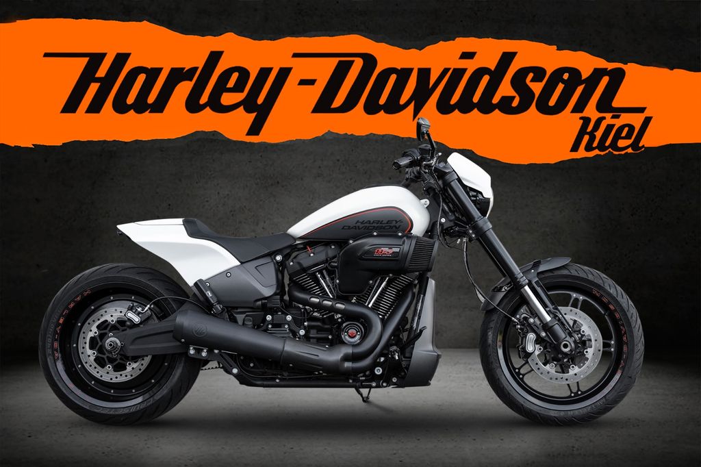 Harley-Davidson FXDRS 114 SOFTAIL - KESSTECH - 1. HAND