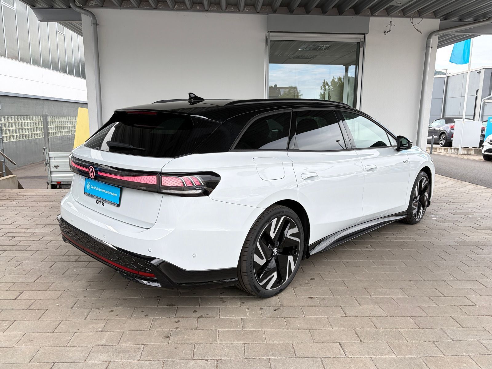 Volkswagen ID.7 Tourer GTX 4M PANO AHK 360° MATRIX ACC CARP foto 5