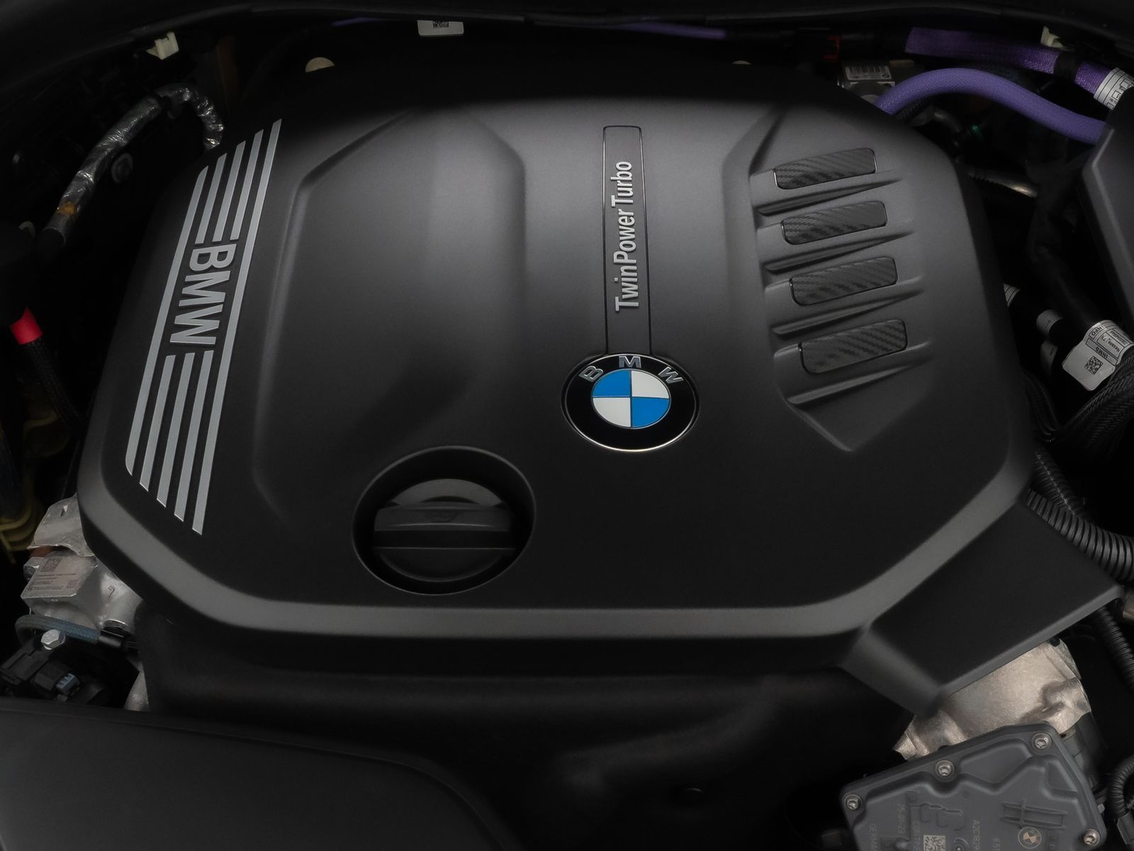 Fahrzeugabbildung BMW 520d xD Kamera HUD DAB AHK Alarm ACC Laser Sport