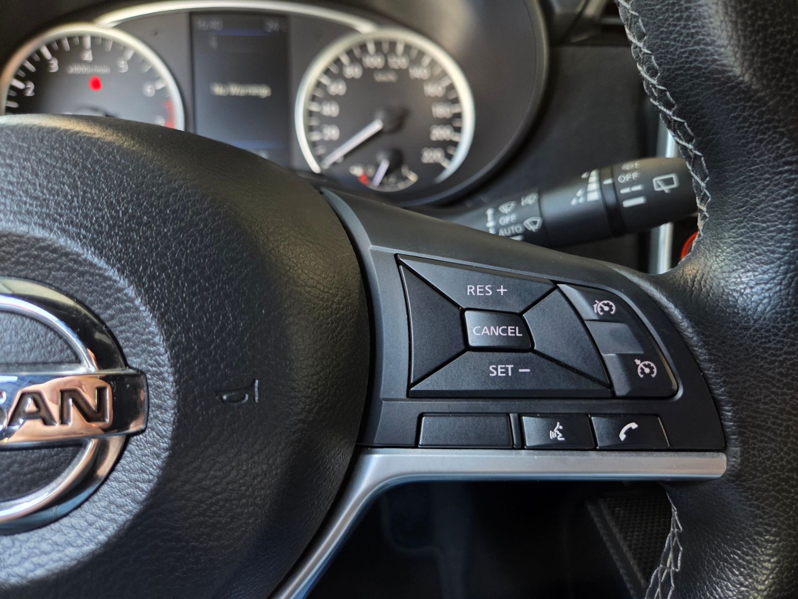 Fahrzeugabbildung Nissan Micra N-Sport Aut. BOSE KLIMA RFK SHZ ALU