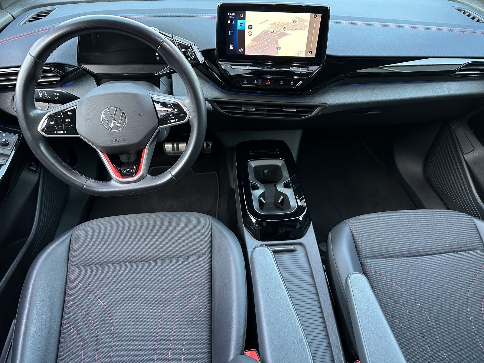 Fahrzeugabbildung Volkswagen ID.4 4M GTX Sport NAV+MATRIX+ACC+KAM+VC+21ZO+1HD
