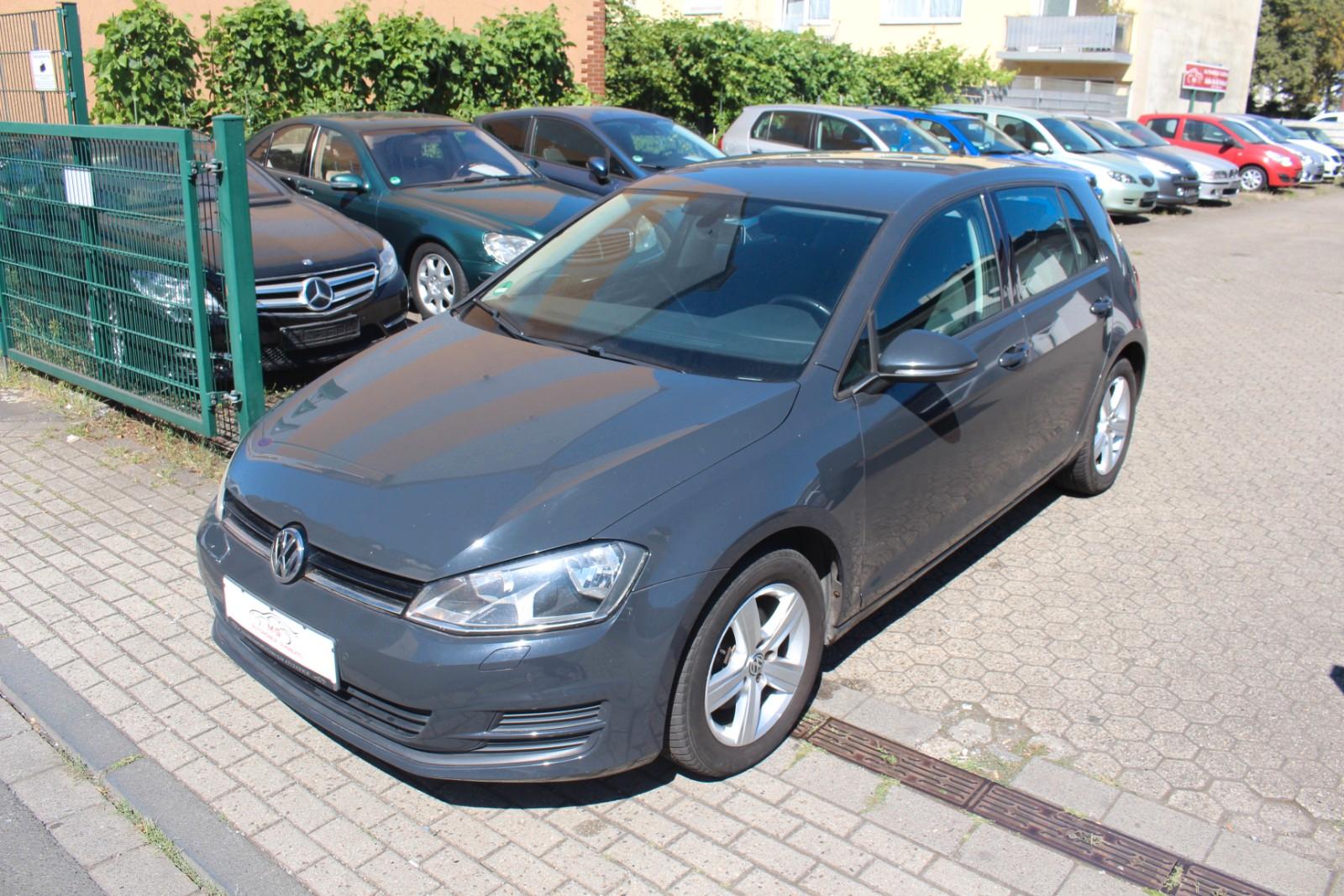 Volkswagen Golf VII Comfortline/Navi/S.Hzng/Klima/PDC/Tüv