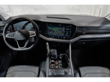 Volkswagen Touareg - 6