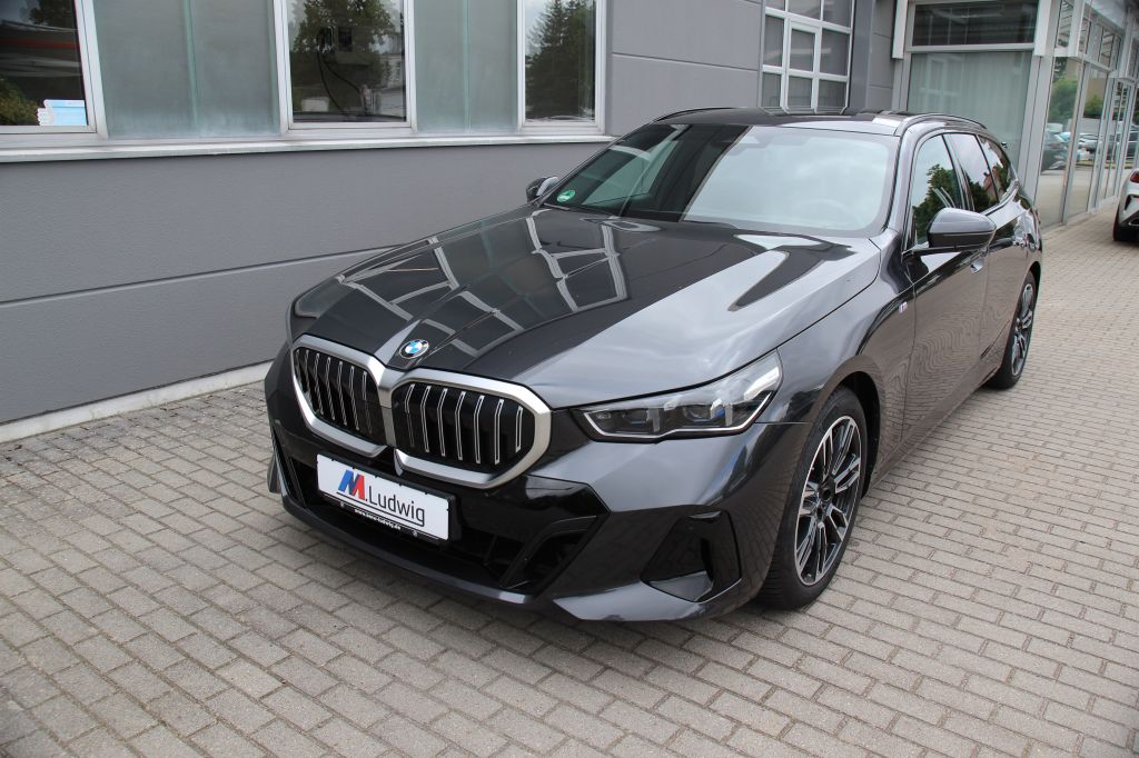 2024 BMW 520