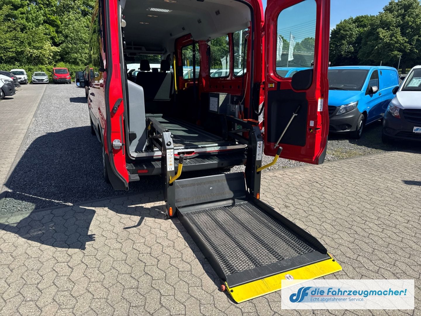 Fahrzeugabbildung Ford Transit Kombi 350 L3 Trend 2.0 TDCi DPF *4064 EX