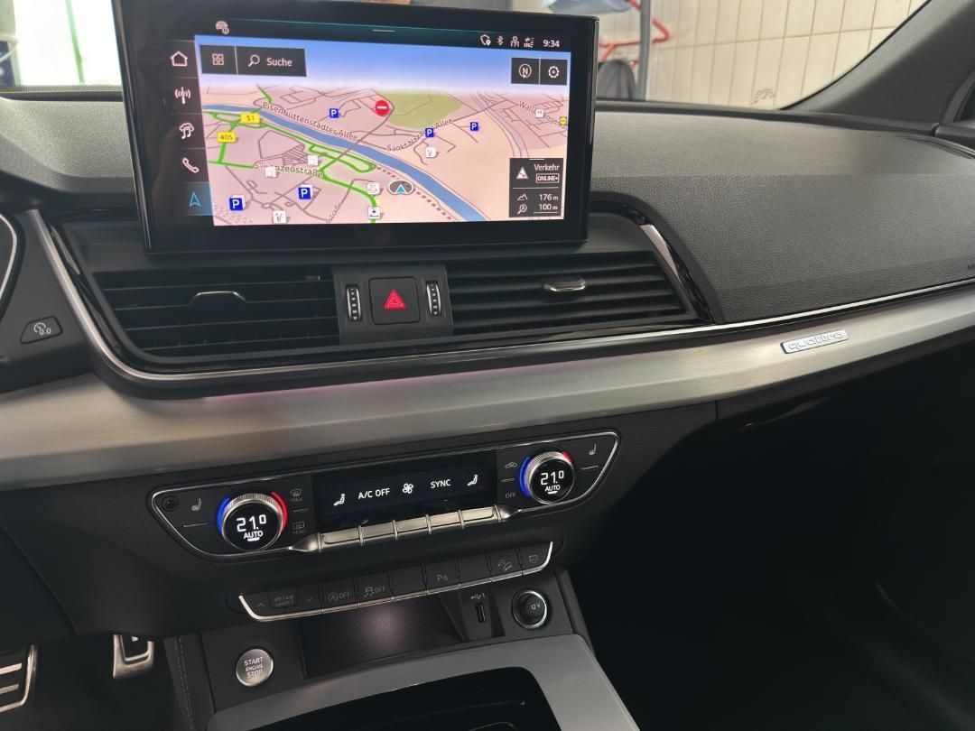 Fahrzeugabbildung Audi Q5 40 2.0 TDI quattro S-Line AHK, MATRIX, Navi