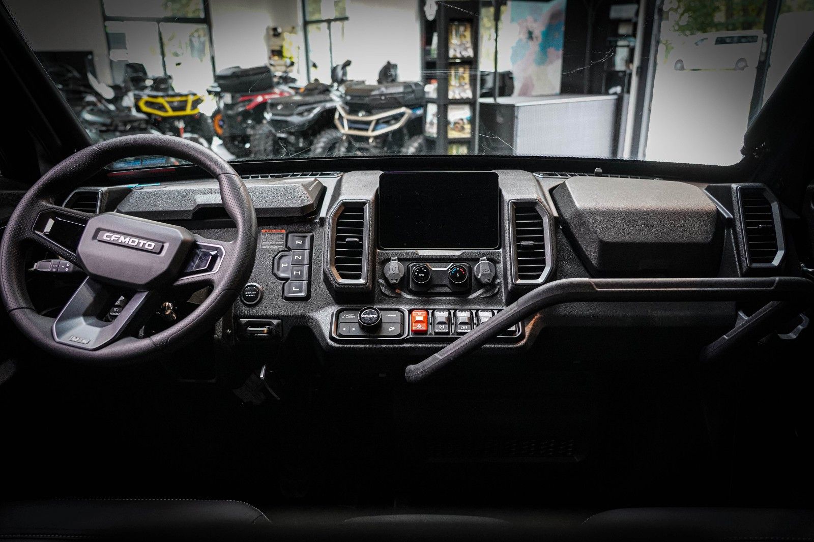 Fahrzeugabbildung CFMOTO Uforce U10 Pro Highland VOLL