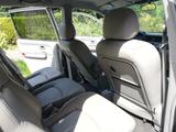 Hyundai Trajet 2.0 GLS Team 06 metallic GLS metallic - Hyundai Trajet: Kleinbus