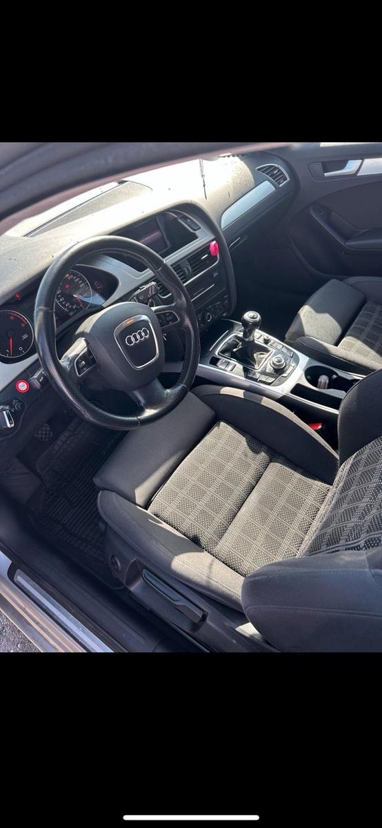 Audi A4 2011 — rear view