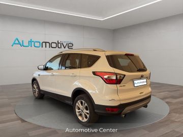 Ford Kuga - 12