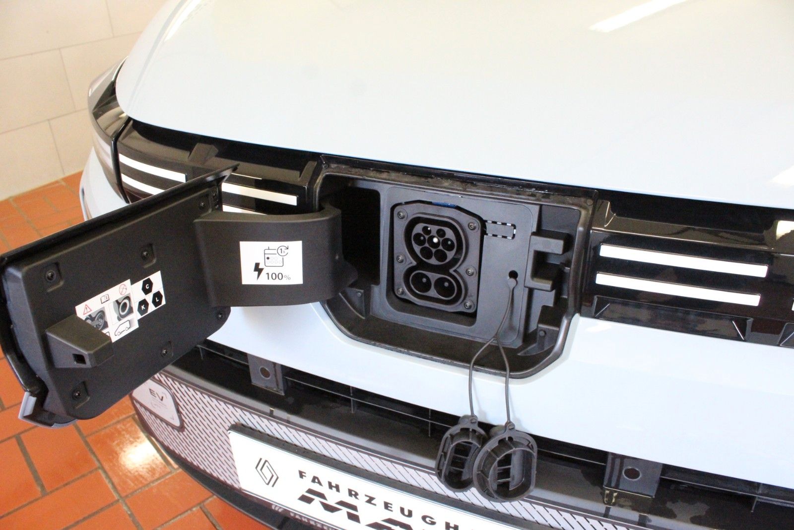 Fahrzeugabbildung Dacia Spring electric 100 Extreme