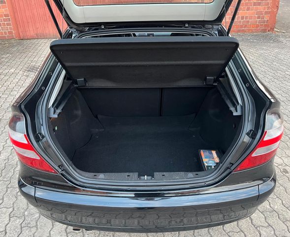 Mercedes-Benz C 180 C Sportcoupe C 180 Kompressor Bild 11