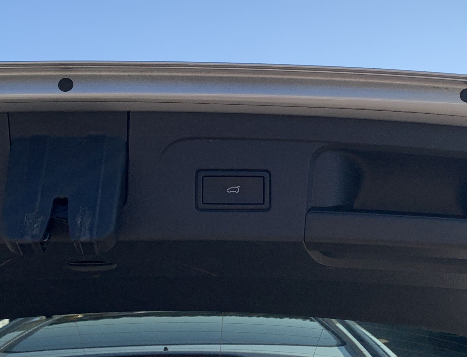 Fahrzeugabbildung Volkswagen Touran 2.0 TDI*LED*Navi*AHK*Pano*STHZ*Cam*Spur*