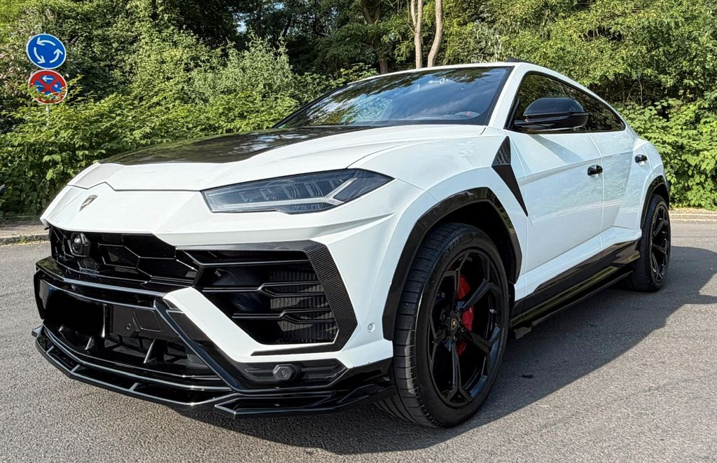 Image of Lamborghini Urus
