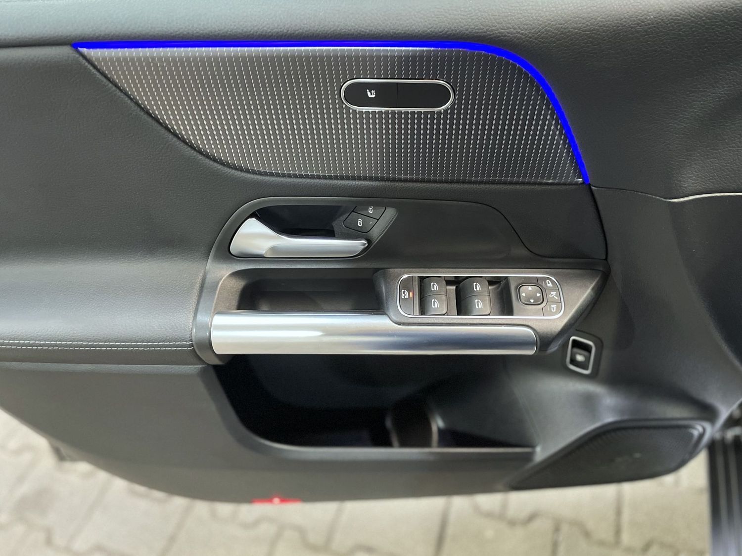 Fahrzeugabbildung Mercedes-Benz B 200 Progressive Edition19#LED#Burmester#Kamera
