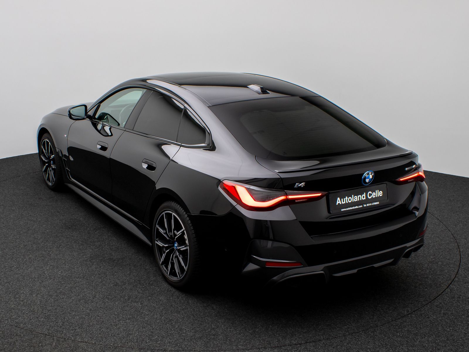 Fahrzeugabbildung BMW i4 eD40 Gran Coupé M Sport Glasdach Kamera HiFi