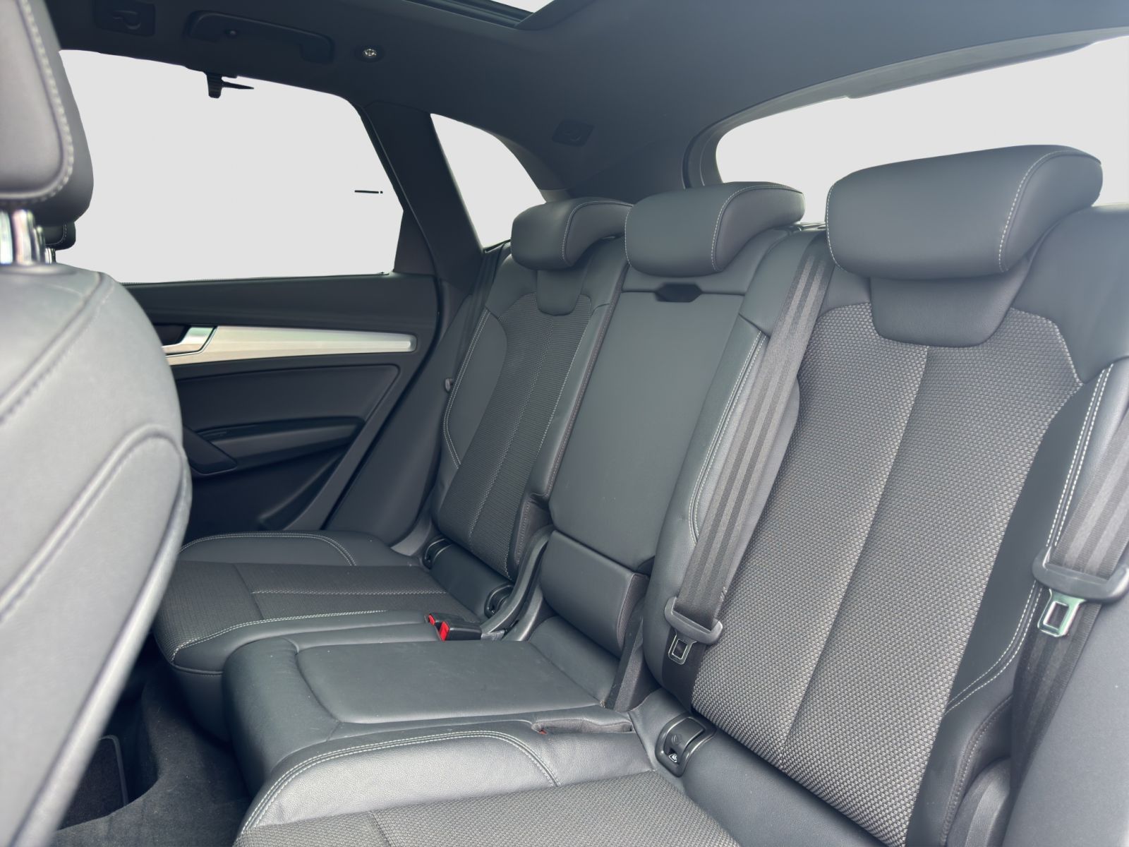 Audi Q5 40 TDI quattro S line Matrix LED Pano ACC AHK foto 12