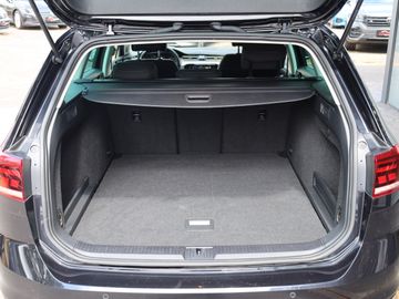 Volkswagen Passat Variant - 12