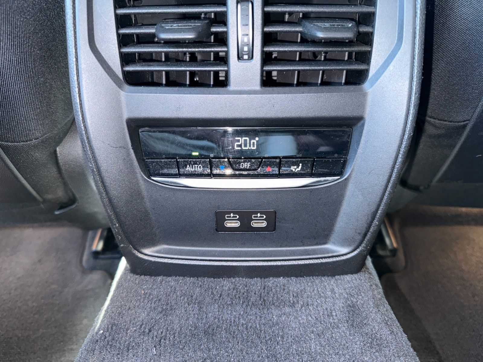 BMW 320 d Touring xDrive Advantage SITZH CARPLAY foto 16