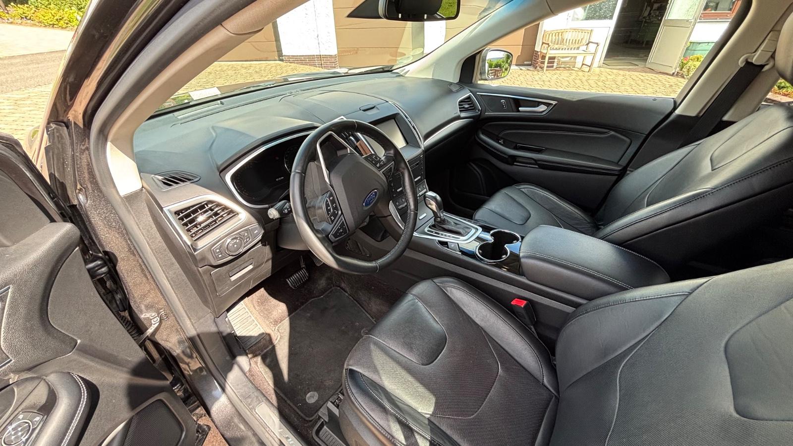 Ford Edge 2,0 l TDCi Bi-Turbo 4x4 Titanium P-Sh
