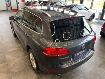 Volkswagen Touareg 4.2 TDI 4-Motion DSG *NAVI*ACC*AHK*LED*