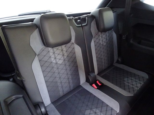 Tiguan Allspace R-Line 2.0 TDI DSG 4MOTION AHK