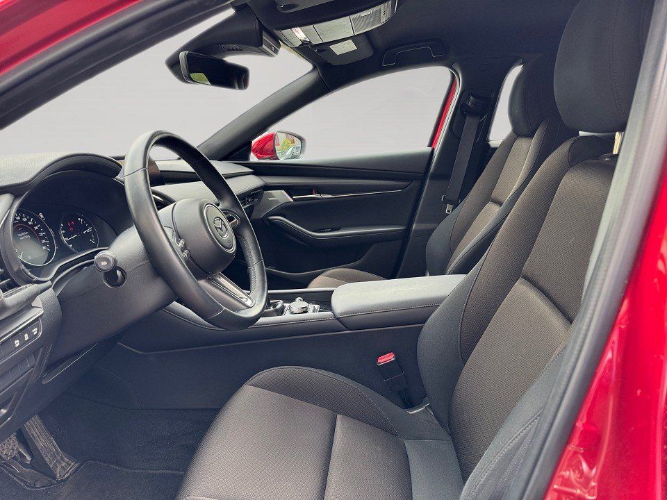 Fahrzeugabbildung Mazda 3 SKYACTIV-X 2.0 M Hybrid SELECTION DES-P BOS A1