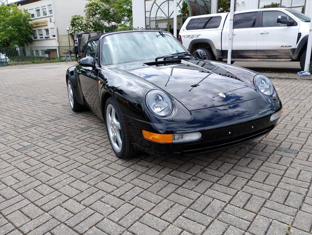 Porsche 993 Carrera Cabriolet 911