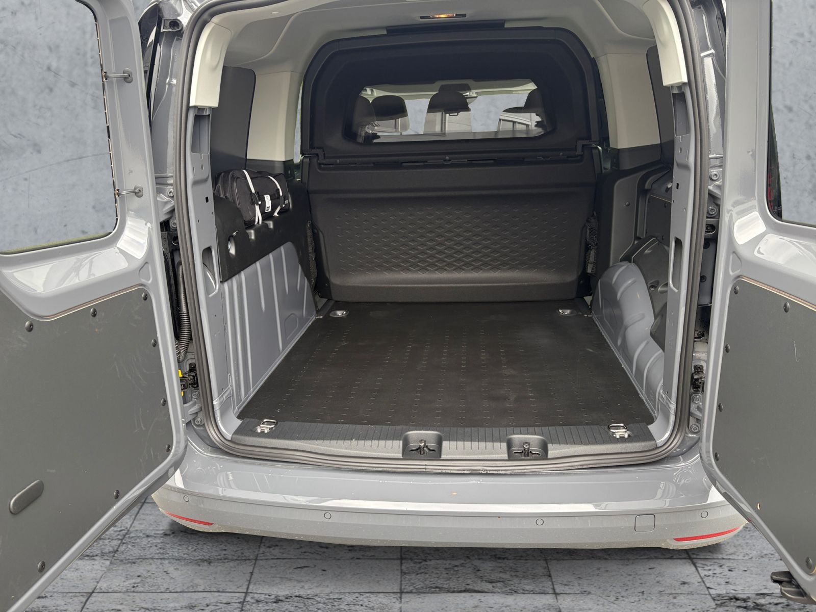 Volkswagen Caddy Maxi - Bild 14