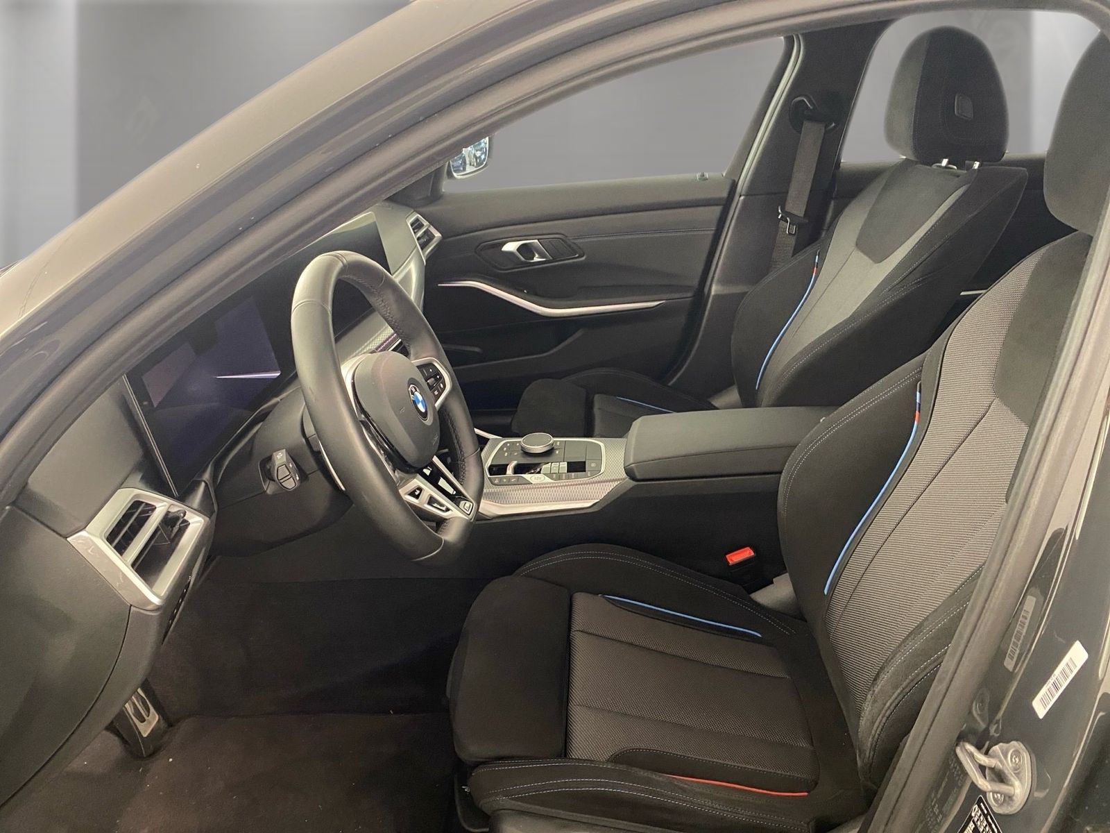 BMW 320 - Bild 9