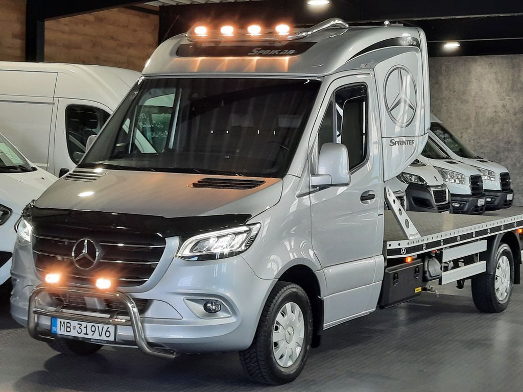 Image of Mercedes-Benz Sprinter