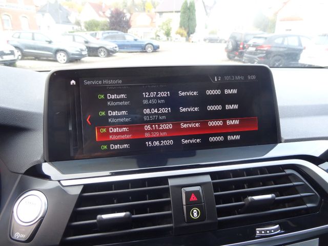 Fahrzeugabbildung BMW X3 xDrive 30d xLine/2.Hd/AHK/Pano/Kam/HUD