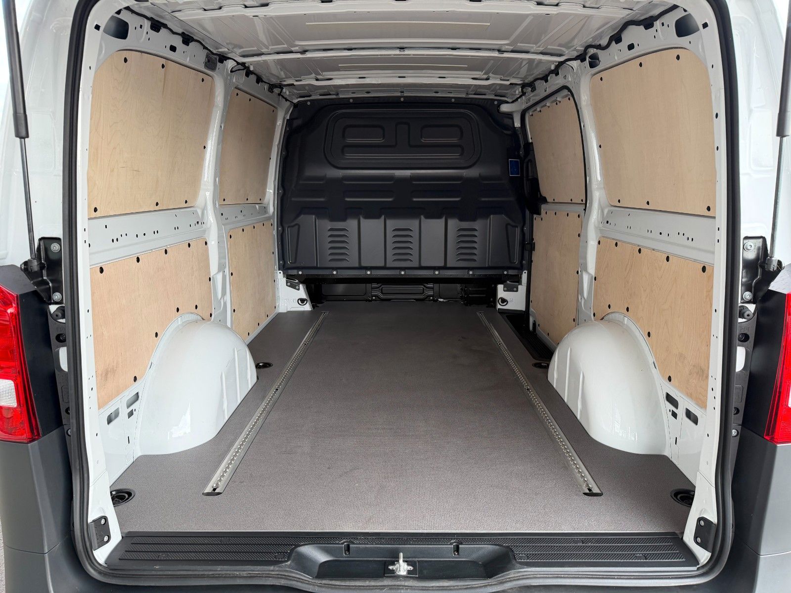 Fahrzeugabbildung Mercedes-Benz Vito 116 CDI 9G Klima Kamera SHZ