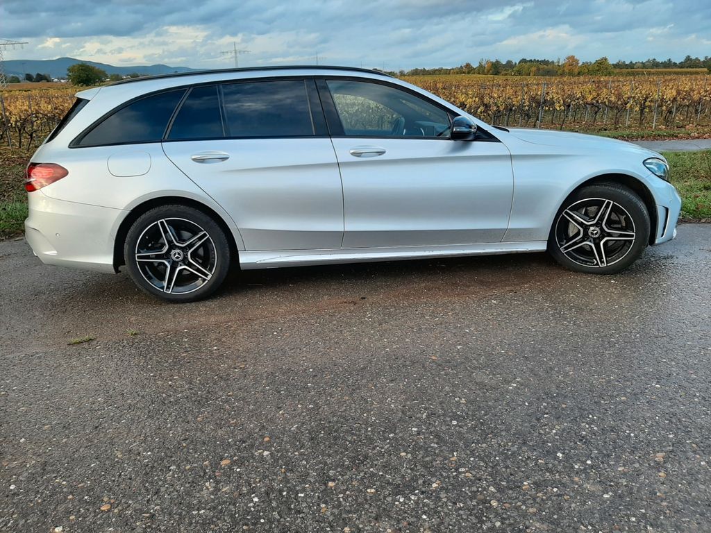 Image of Mercedes-Benz C 200